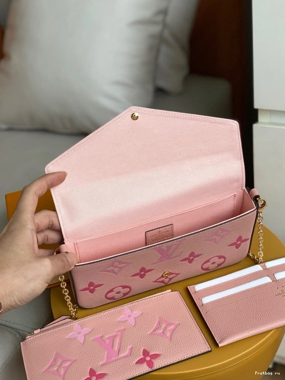 Frstbag ru FÉLICIE LOUIS VUITTON POCHETTE 0707